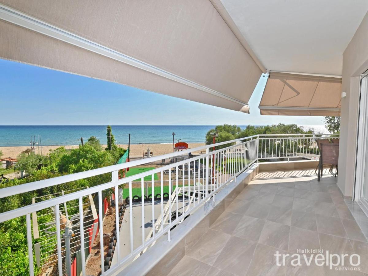 Sabbia Apartments Seafront By Rentalspro Services - Nea Moudania Halkidiki Exterior photo